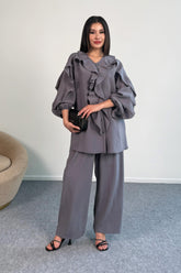 Fırfır Detaylı Uzun Kollu Bluz ve Geniş Paça Pantolon İkili Takım 8023 - Gri