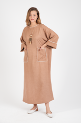 HatunAtila Kroşatalı Kolyeli Melanj Keten Kumaş Oversize Uzun Elbise - 5072 Kahverengi