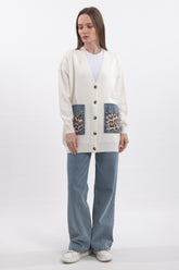 Leopar Desenli Denim Detaylı Cepli V Yaka Uzun Kollu Triko Hırka - Ekru