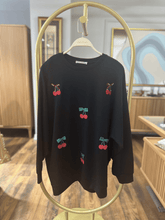 Hatun Atila Kiraz İşlemeli Taş Detaylı Kazak