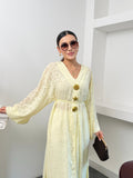 Kadın V Yaka Belden Bağlamalı Gold Detaylı Geniş Kol Jakarlı Desenli Uzun Kimono 9088 - Sarı