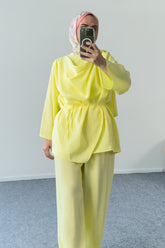 Salaş Kendinden Şal Detaylı Kemerli Pantolonlu İkili Takım 8027 - Sarı