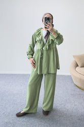 Fırfır Yaka Bağlamalı Tunik ve Geniş Paça Pantolonlu Takım 8845 - Yeşil