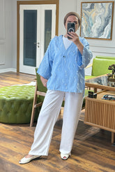 Dokulu V Yaka Tek Düğmeli Ceket ve Geniş Paça Pantolonlu İkili Takım 8883 - Mavi