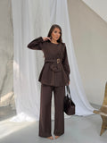 Kadın Gold Tokalı Fiyonk Detaylı Peplum Bluz Bol Paça Pantolonlu Takım 3152 - Kahverengi