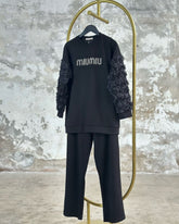 Tasarım Organze Kumaş Kol Detaylı Kristal Taş İşçilikli Takım - Siyah 7902