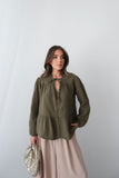 Bohem Tarzı Bağlama Detaylı Volanlı Uzun Kollu Bluz - Haki