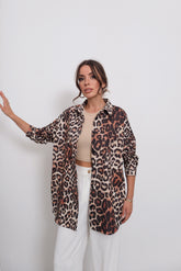 Dijital Baskılı İnce Triko Leopar Desenli Oversize Gömlek