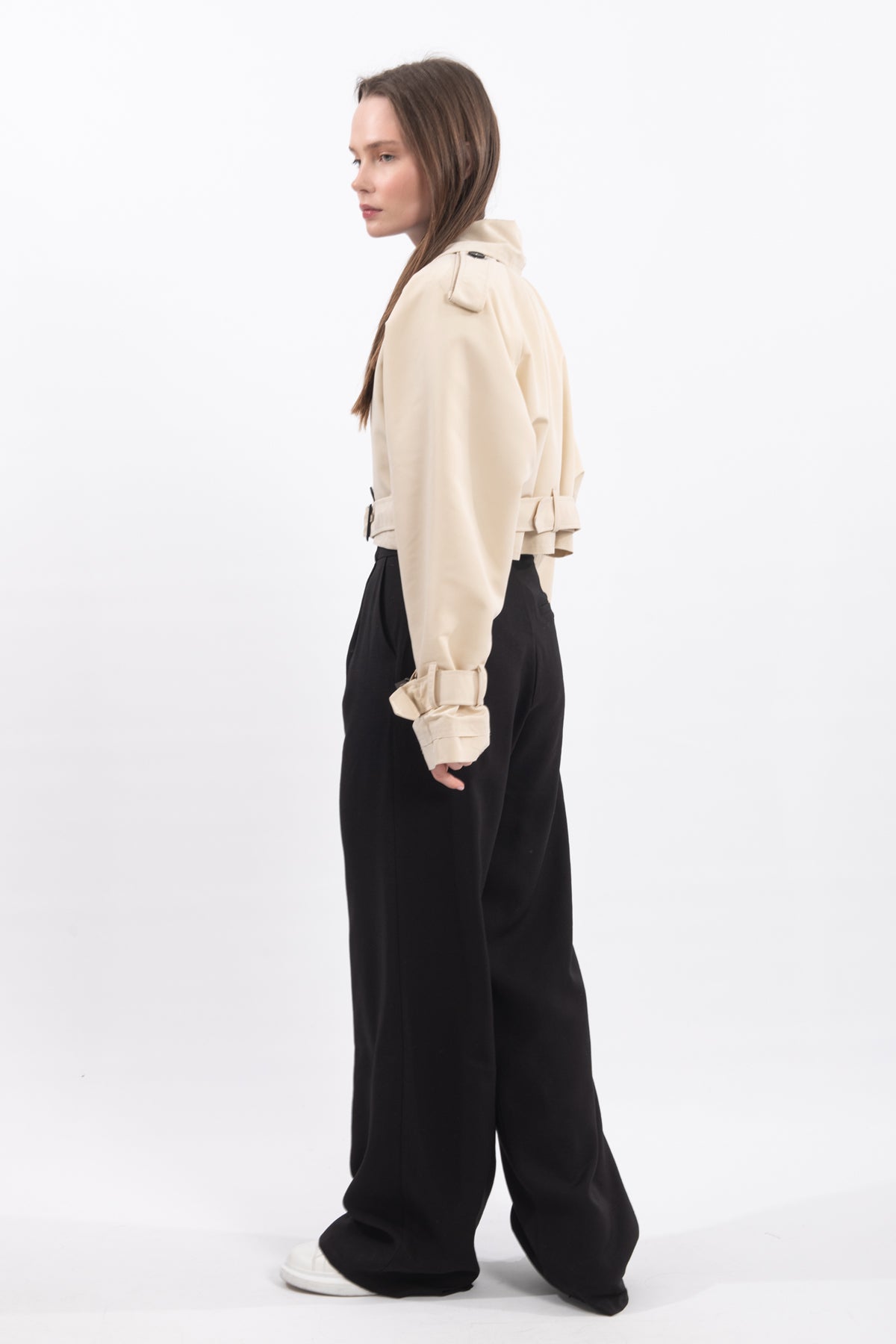 Oversize Kısa Kruvaze Kesim Kemerli Trençkot 7701 - Krem