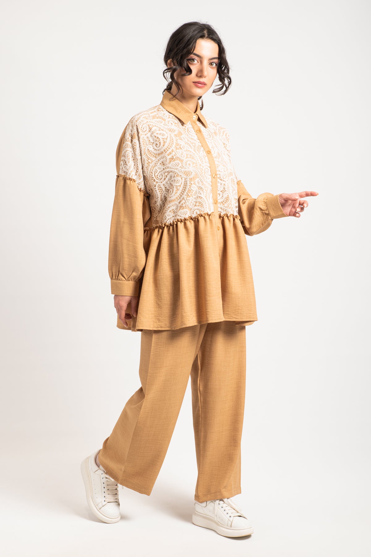 Hatun Atila Kadın Önü Dantelli Beli Etek Görünümlü İkili Takım 7924 - Camel