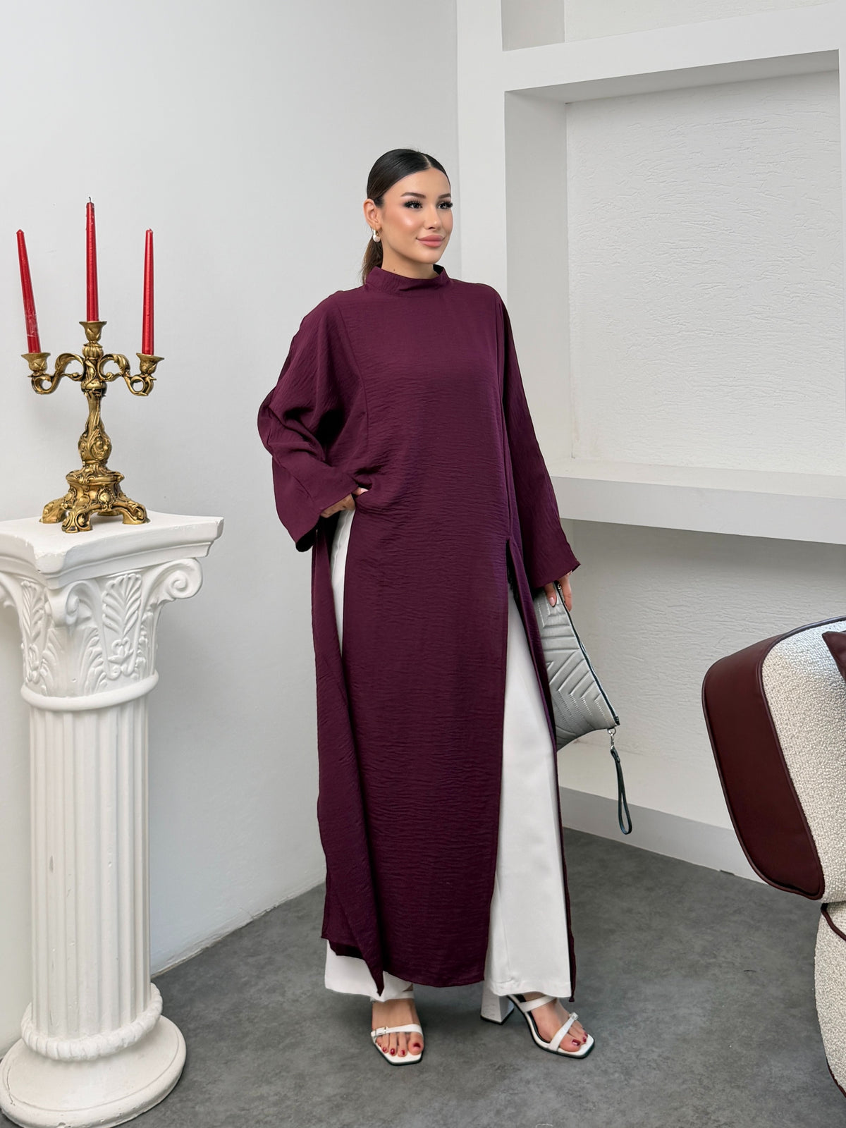 Kadın Oversize Dik Yaka Yandan Derin Yırtmaçlı Bürümcük Dokulu Uzun Tunik Elbise 9111 - Mürdüm