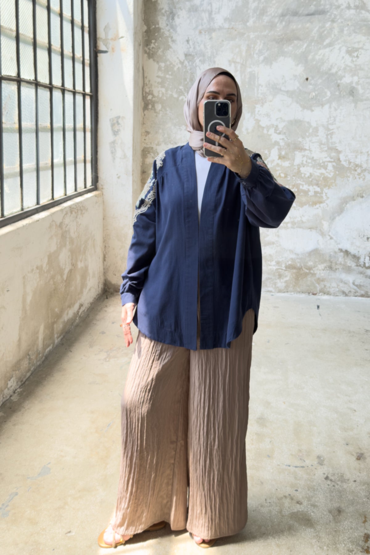 Çiçek Nakış Detaylı Oversize Keten Kimono 8823 - Lacivert