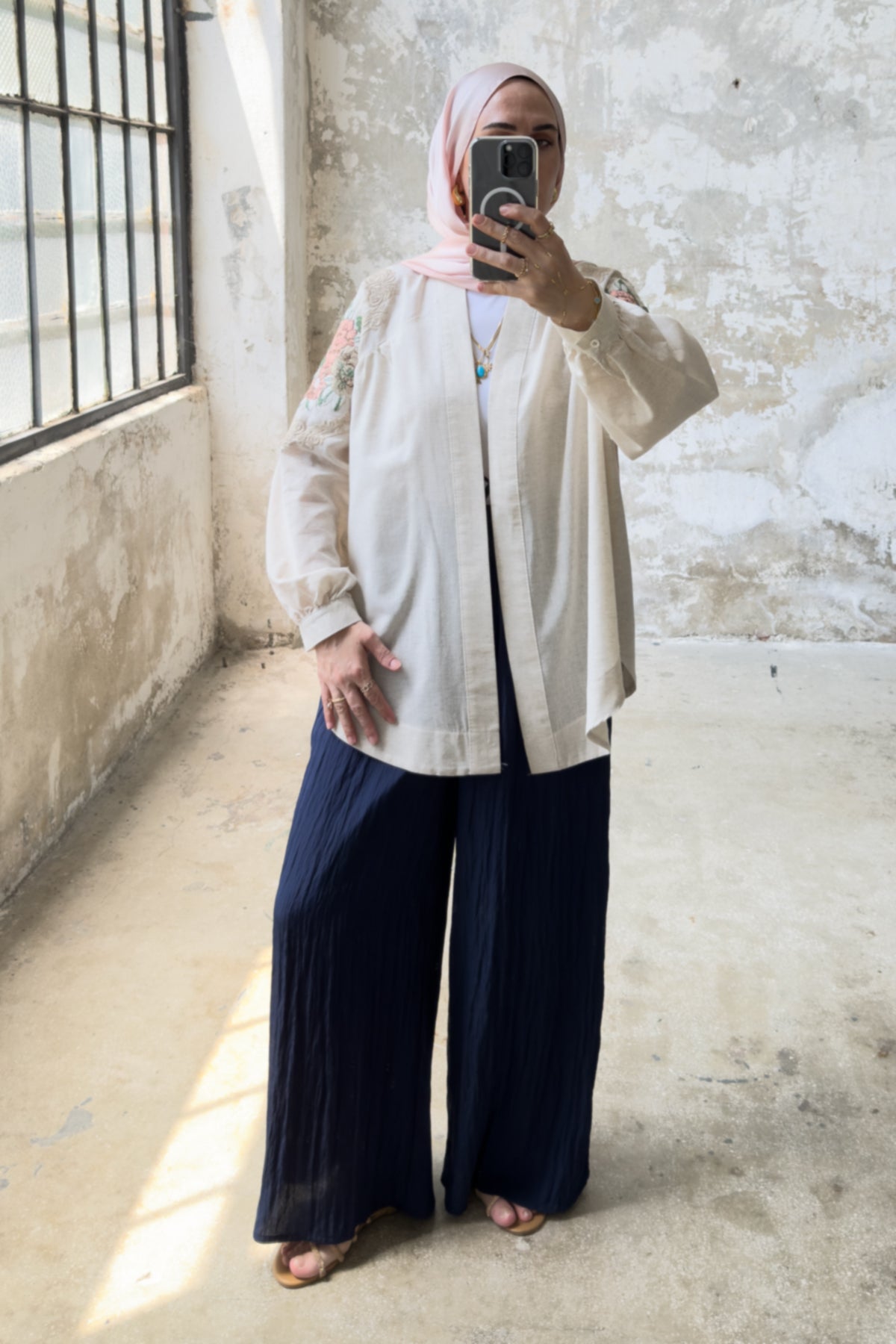Çiçek Nakış Detaylı Oversize Keten Kimono 8823 - Bej