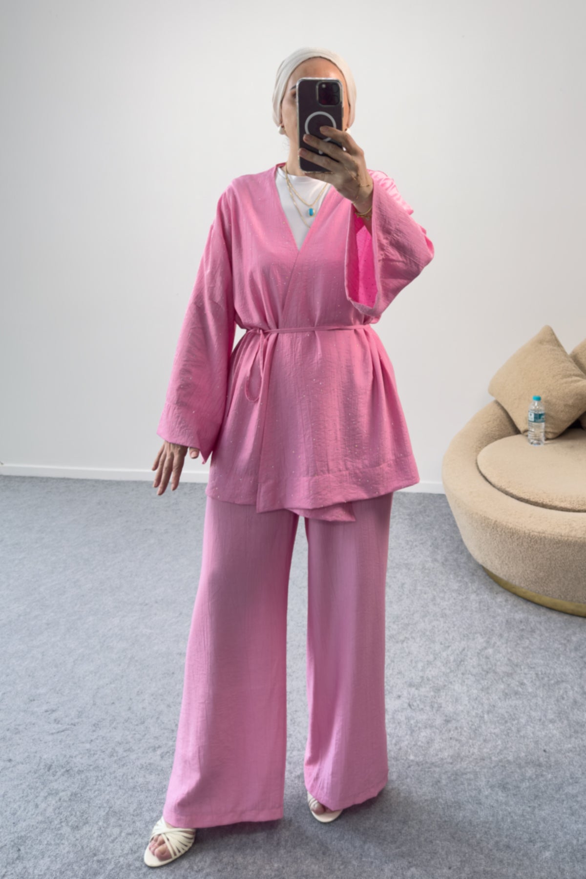 Taş Detaylı Kuşaklı Kimono Ceket ve Geniş Paça Pantolonlu İkili Takım 8869 - Pembe