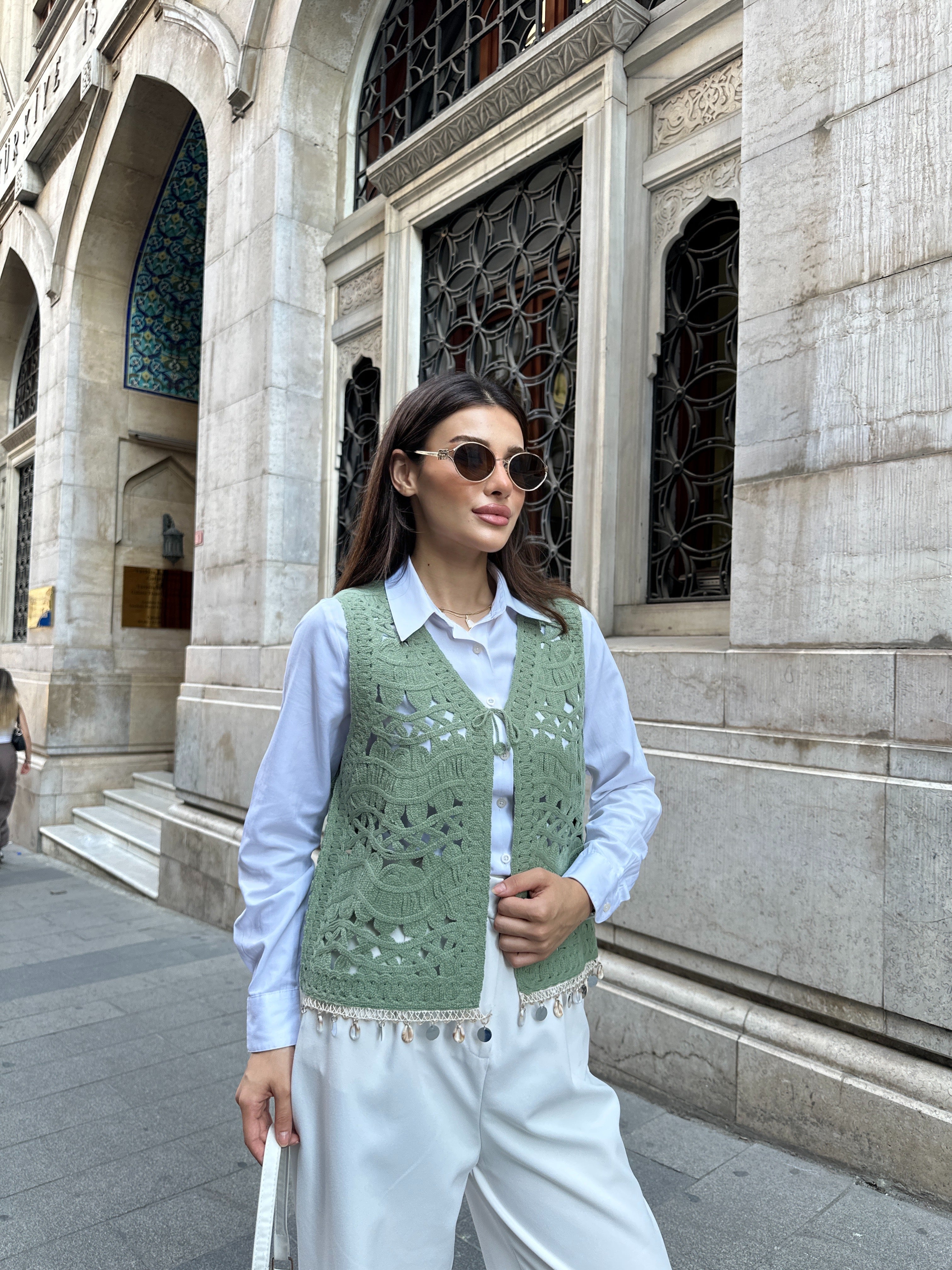 Deniz Kabuklu ve Pul Şerit Detaylı Süzene Yelek 5242 - Yeşil