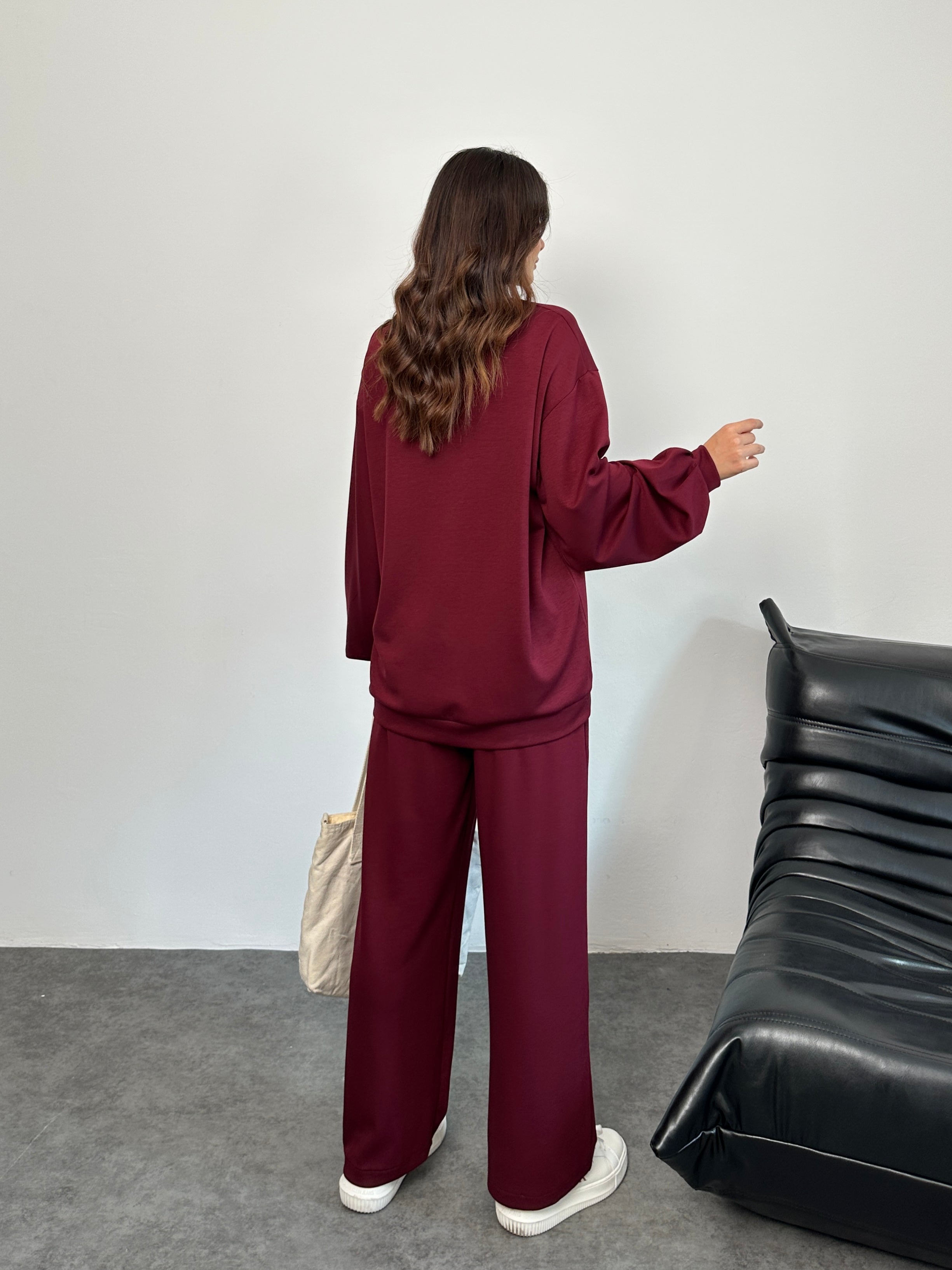 Geniş Kesim Yan Yırtmaçlı Sweatshirt ve Bol Paça Pantolonlu Oysho Takım 3003 - Bordo