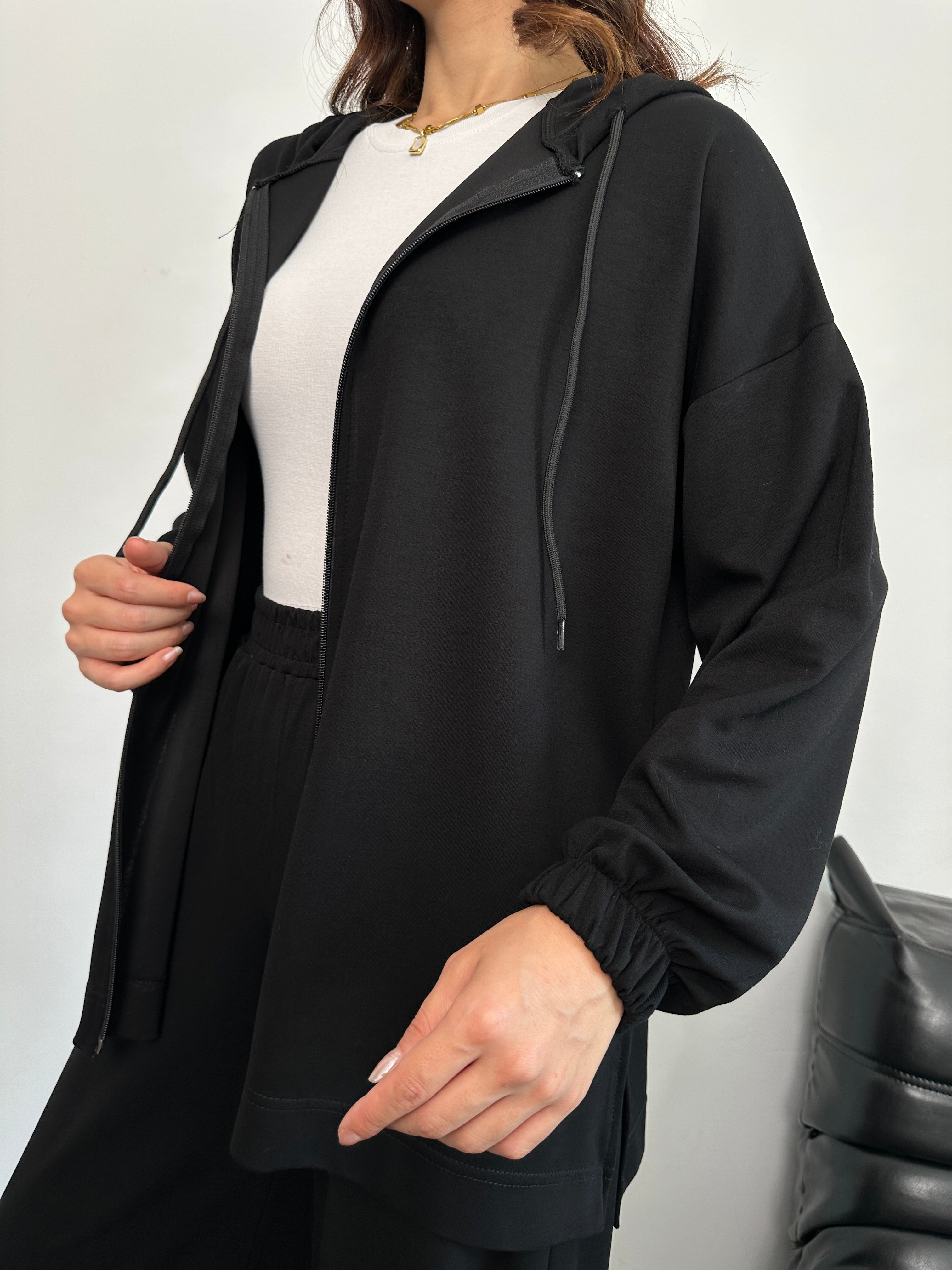 Fermuarlı Kapüşonlu Sweatshirt ve Bol Paça Pantolonlu Oysho Takım 3001 - Siyah