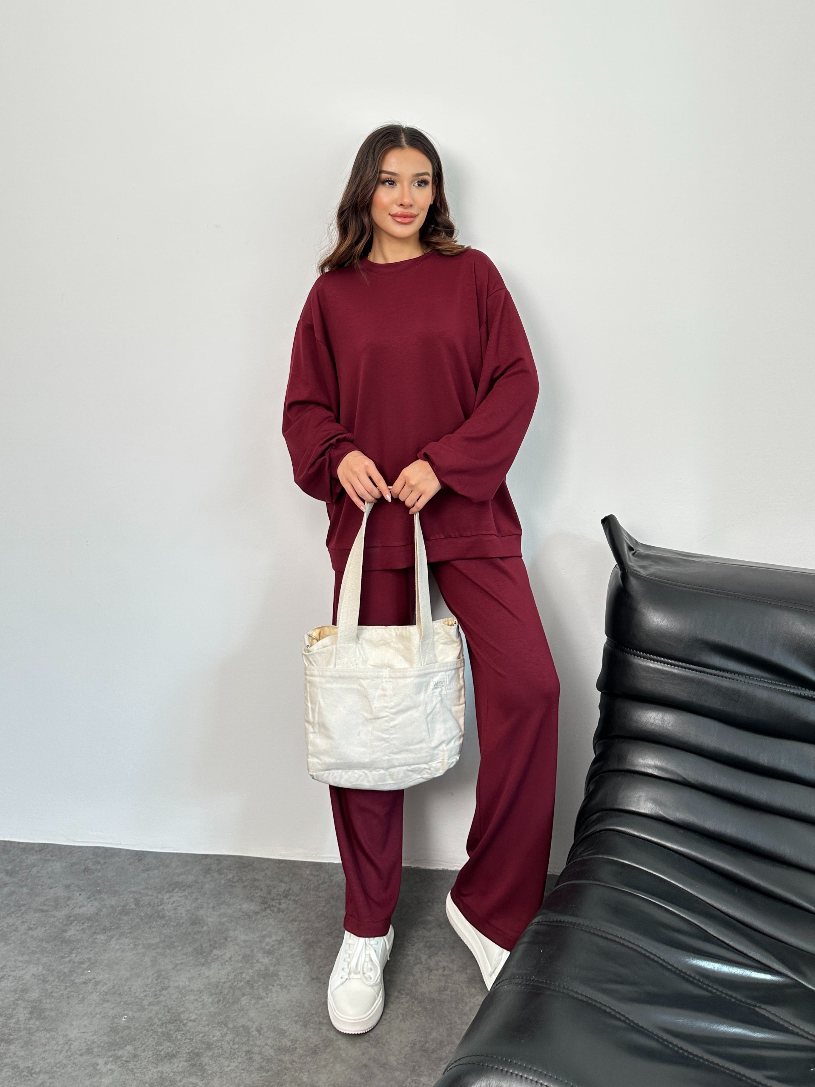 Geniş Kesim Yan Yırtmaçlı Sweatshirt ve Bol Paça Pantolonlu Oysho Takım 3003 - Bordo