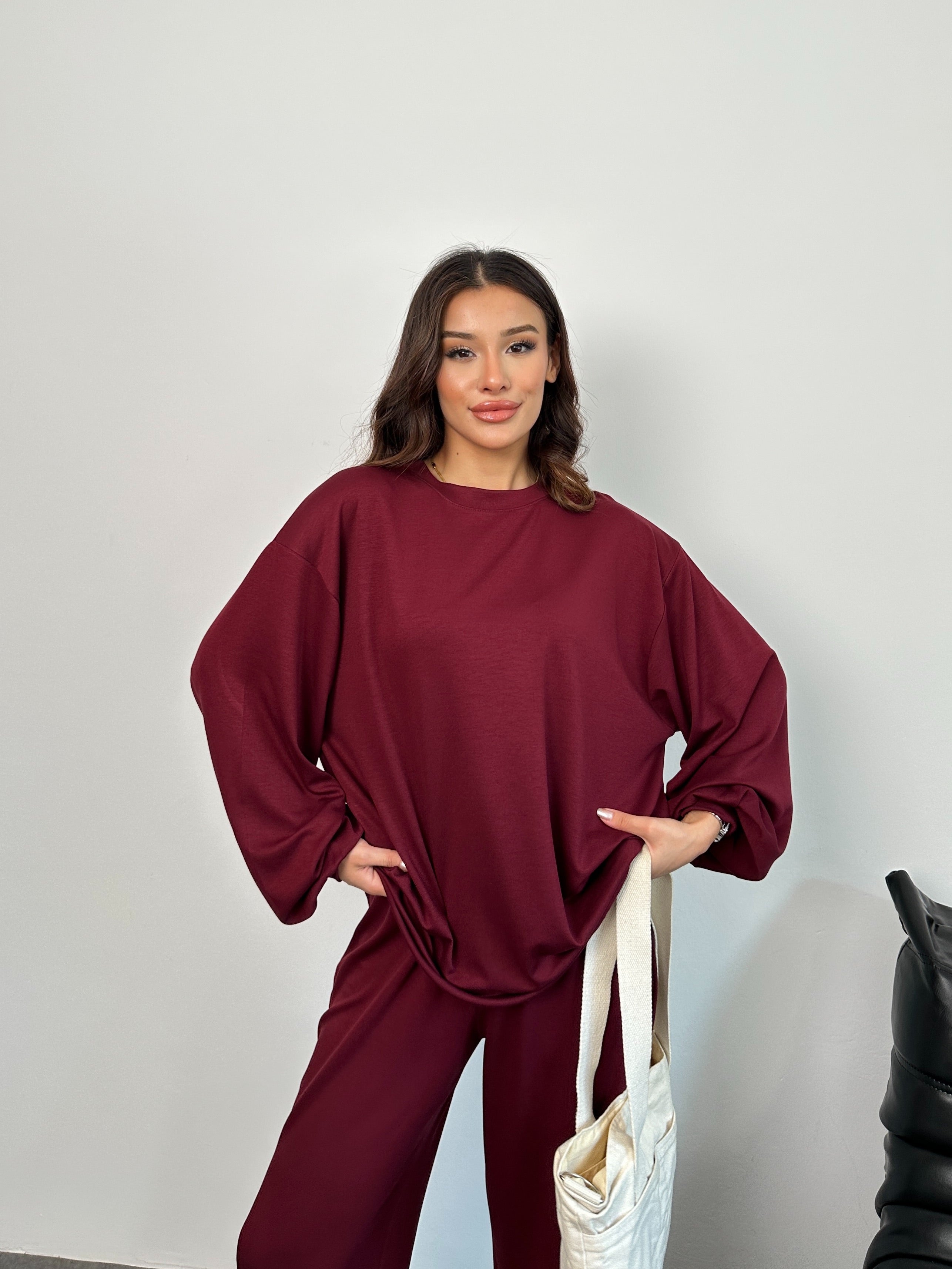 Geniş Kesim Yan Yırtmaçlı Sweatshirt ve Bol Paça Pantolonlu Oysho Takım 3003 - Bordo