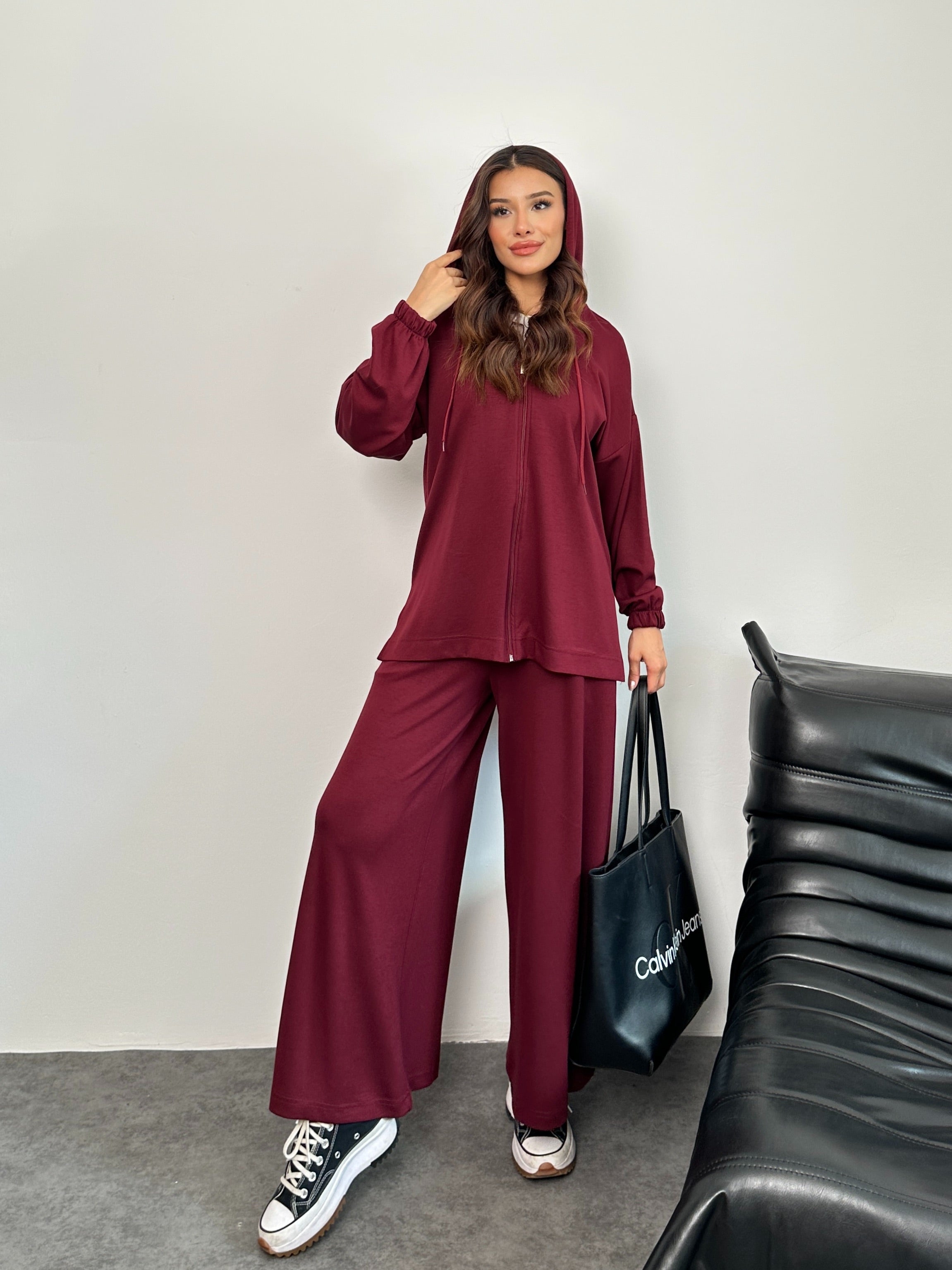 Fermuarlı Kapüşonlu Sweatshirt ve Bol Paça Pantolonlu Oysho Takım 3001 - Bordo