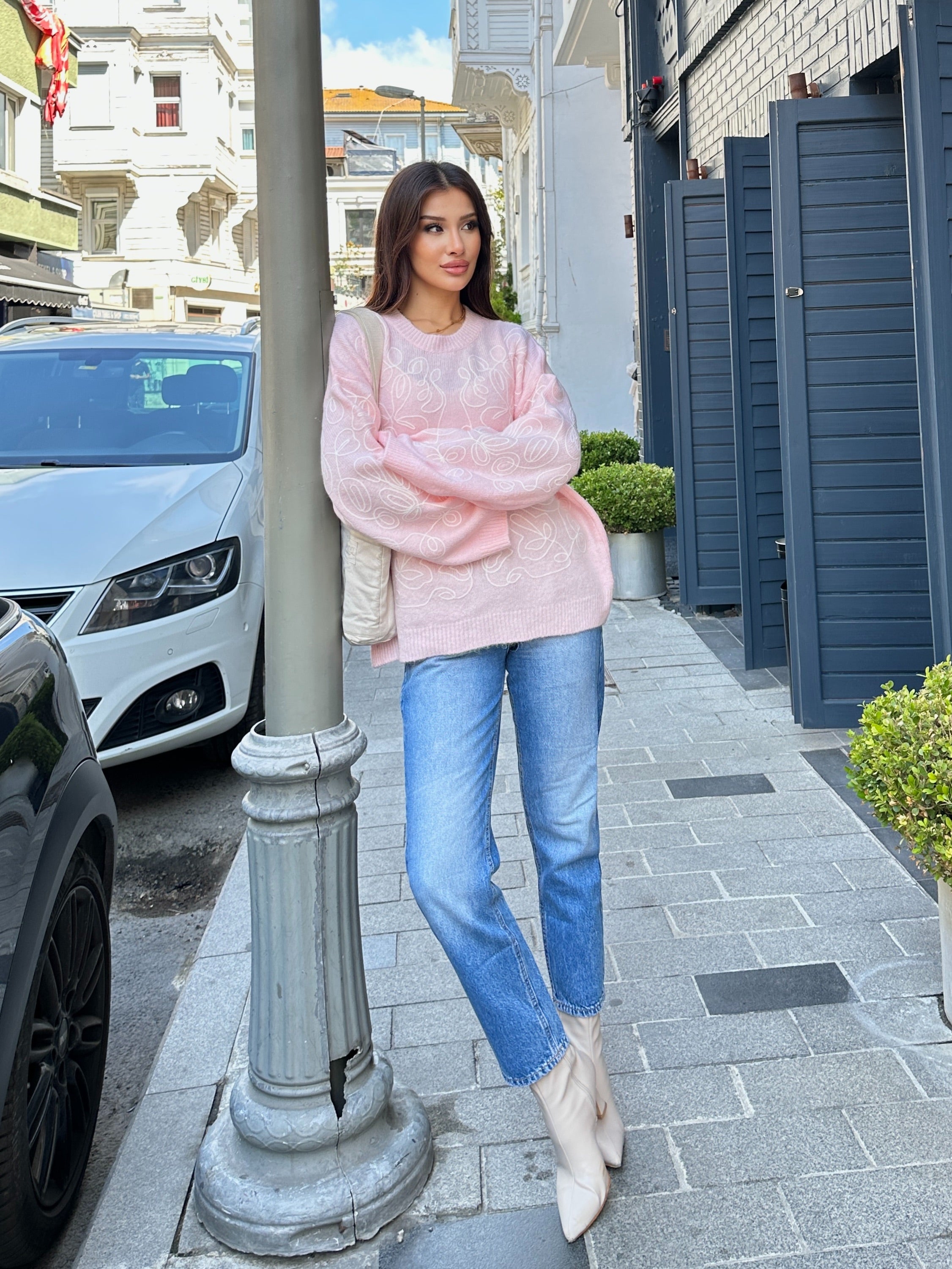 Nakışlı Oversize Yumuşak Dokulu Şardonlu Triko Kazak 2626 - Pembe