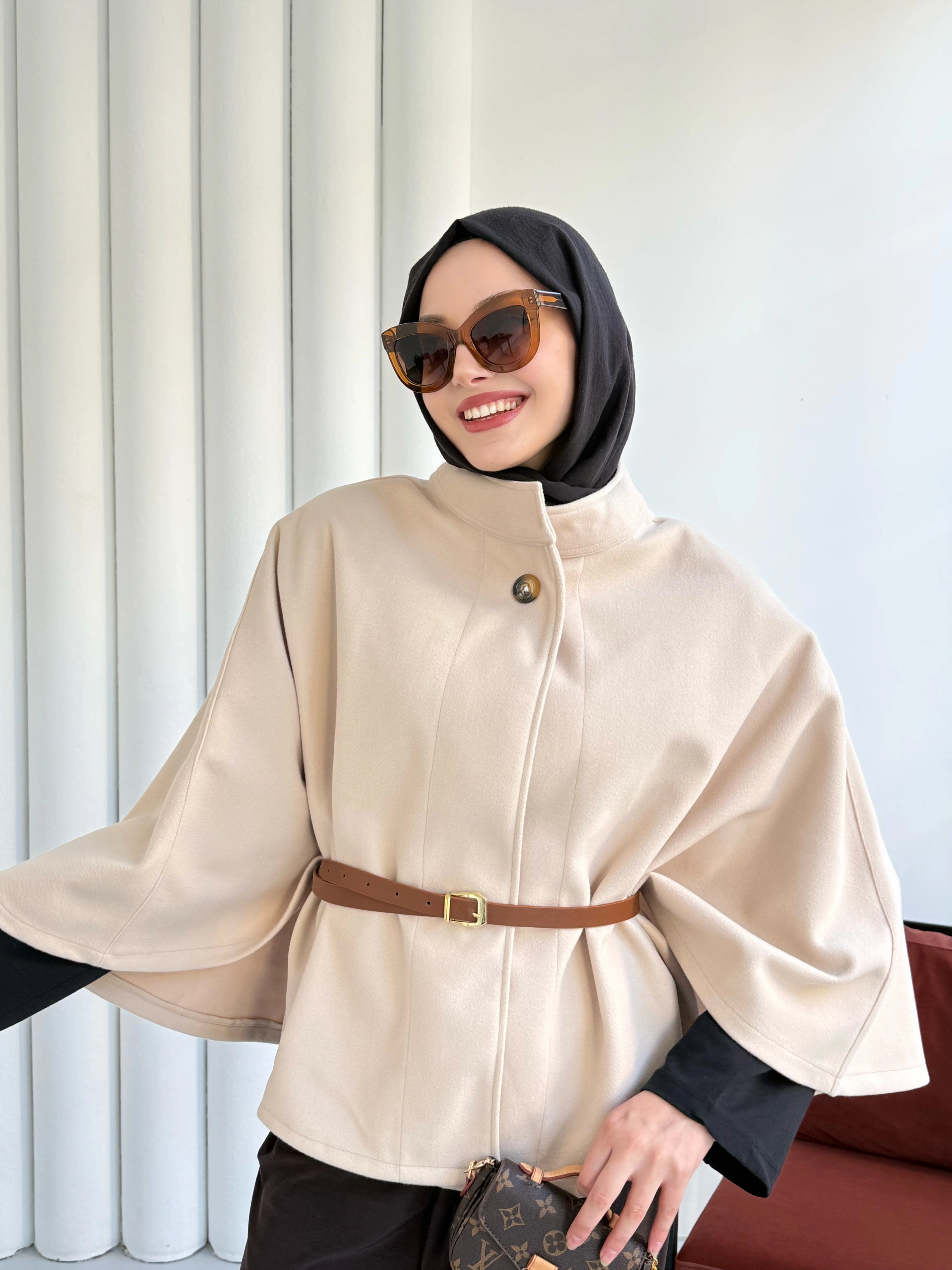 Hatun Atila Kaşe Pelerin Panço Bej - 8720