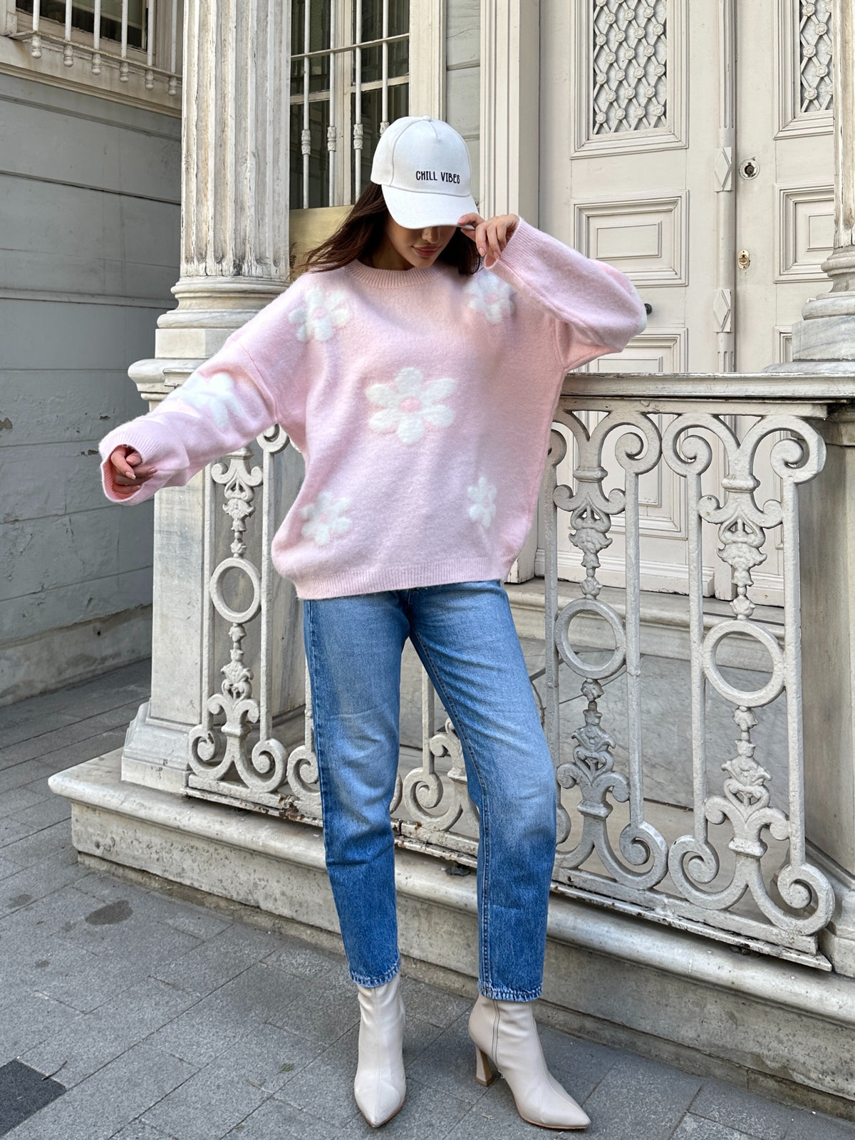 Papatya Desenli Oversize Yumuşak Dokulu Şardonlu Triko Kazak 1150 - Pembe