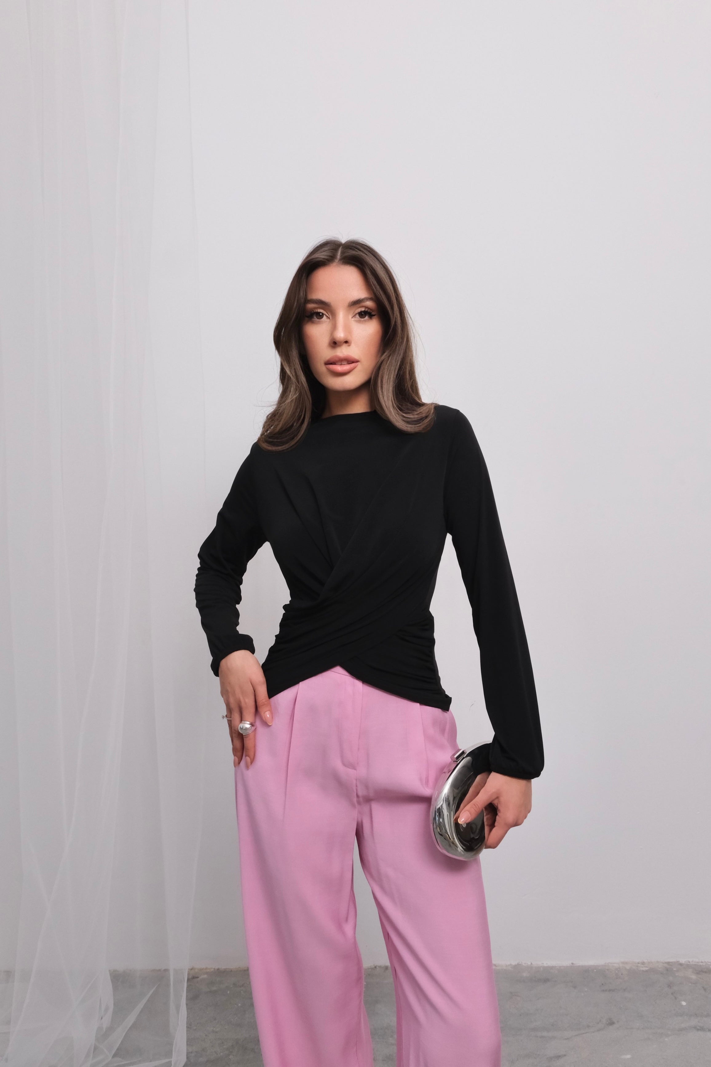 Wrap Detaylı Kruvaze Kesim Uzun Kollu Bluz 2000 - Siyah