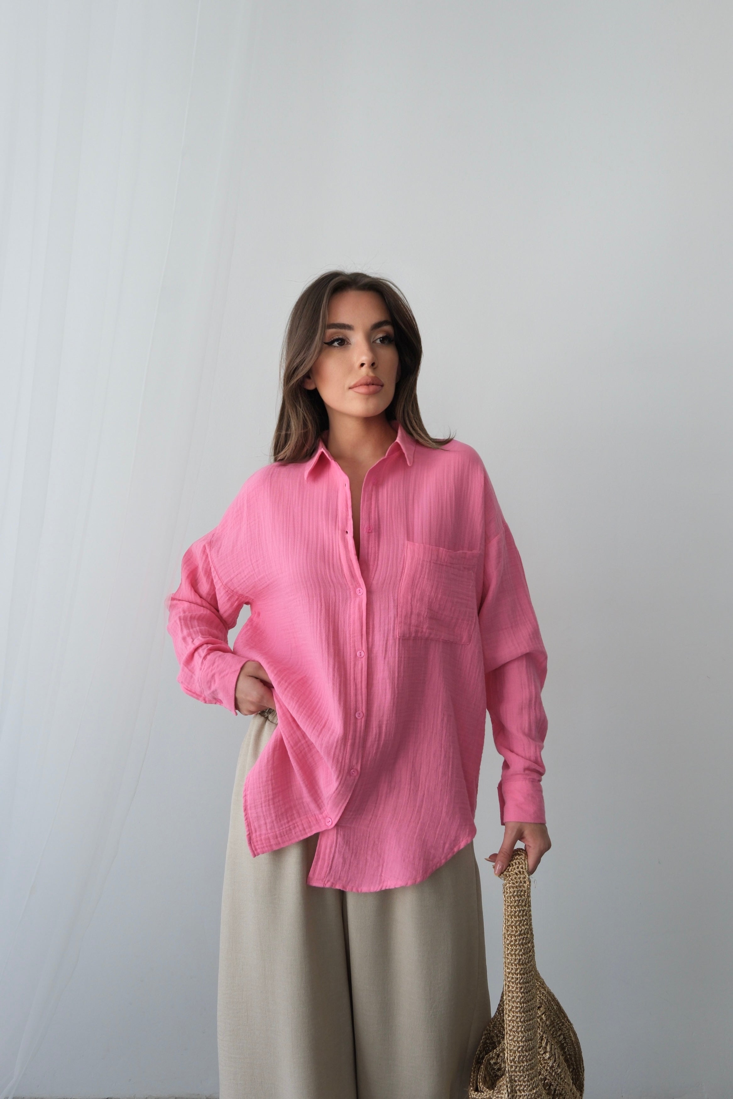 Yazlık Rahat Kesim Müslin Kumaş Uzun Kollu Gömlek 3833 - Pembe