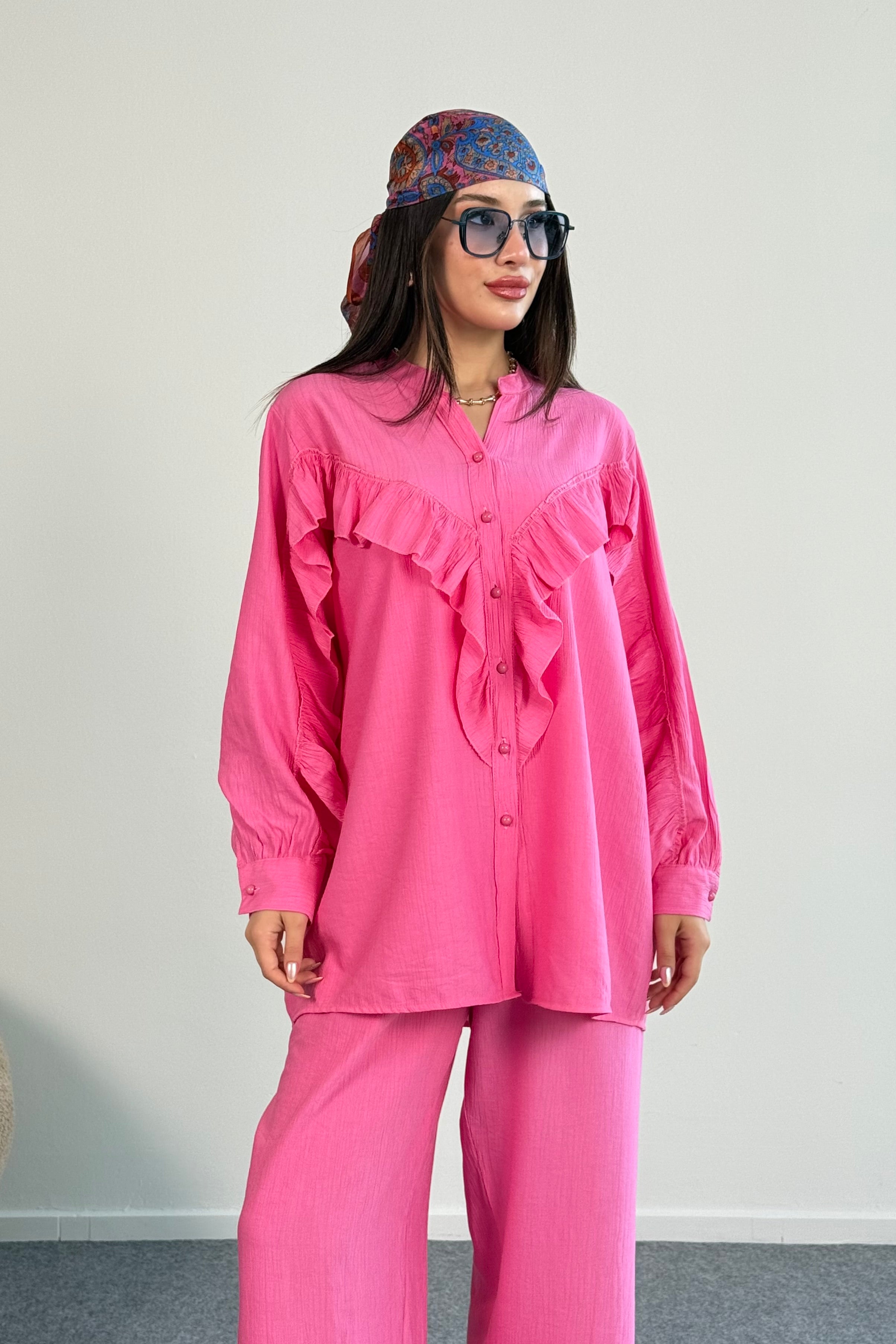 Fırfır Detaylı Uzun Kollu Gömlek ve Geniş Paça Pantolon İkili Takım 8021 - Pembe