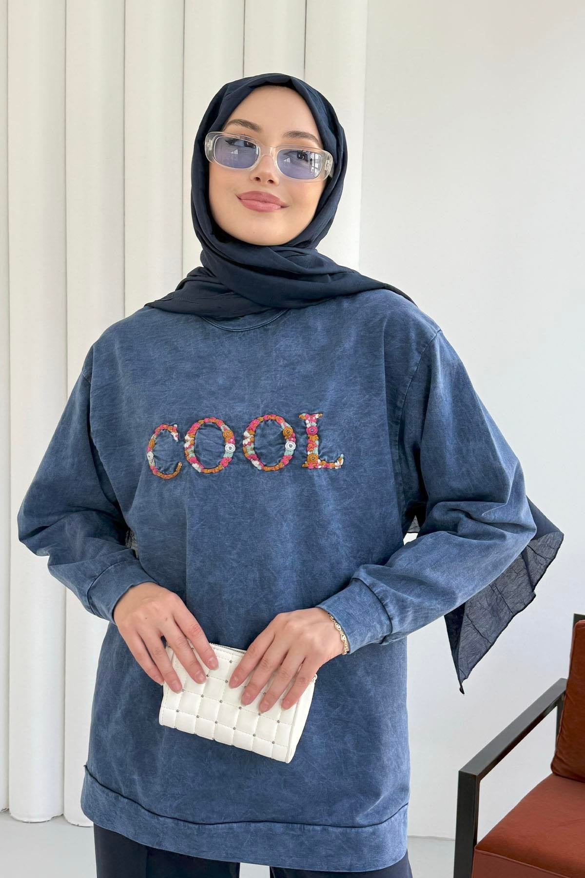 Bisiklet Yaka Önü Nakışlı Yıkamalı Tunik 8920 - Mavi